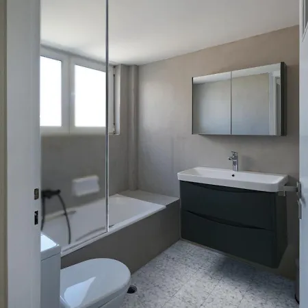 Metro Katechaki 3bd View Apartm. Διαμέρισμα *